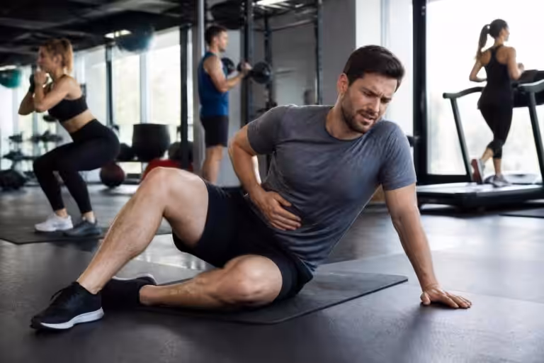 découvrez la vérité sur le point de côté lors du sport après le repas et comment pratiquer la gym sans gêne digestive.